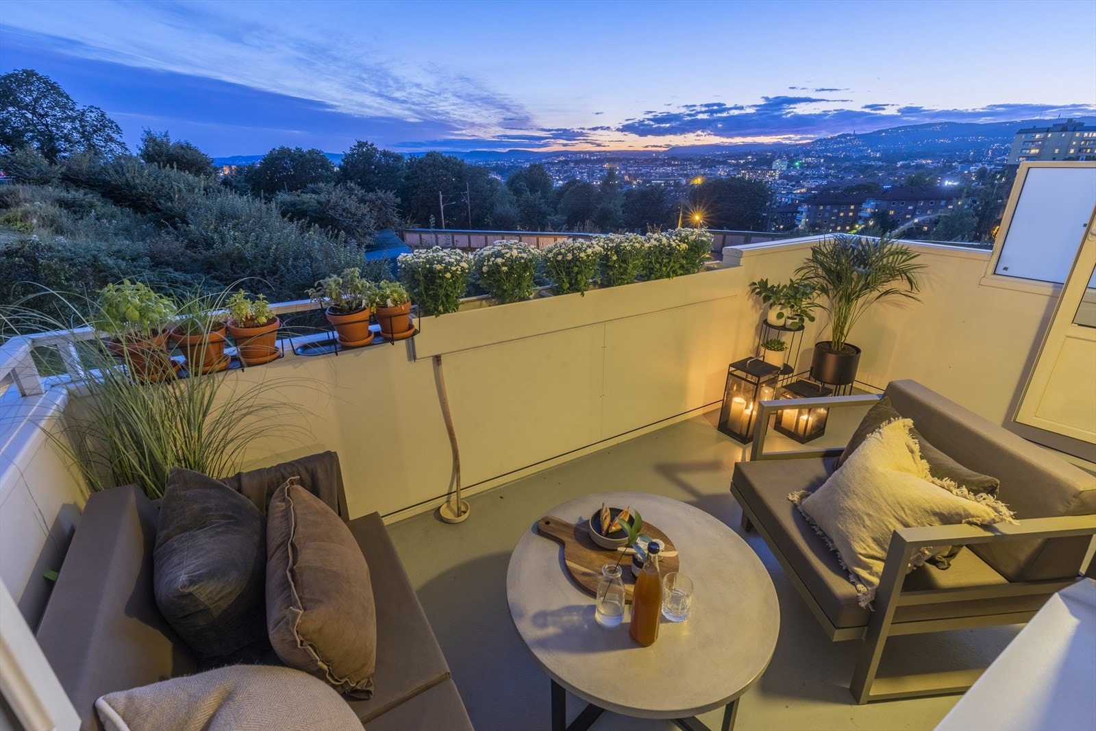 Nydelig vakker utsikt fra balkongen! Galleribilde