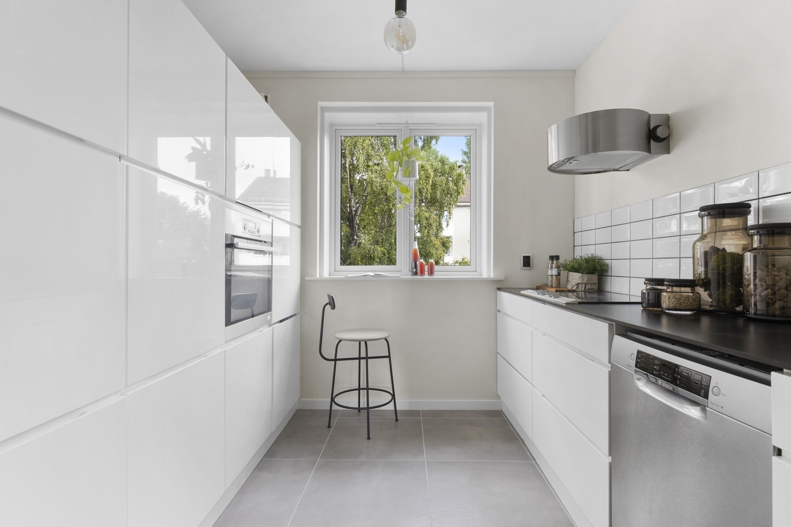 Ny oppvaskmaskin og stekeovn i 2020 Galleribilde