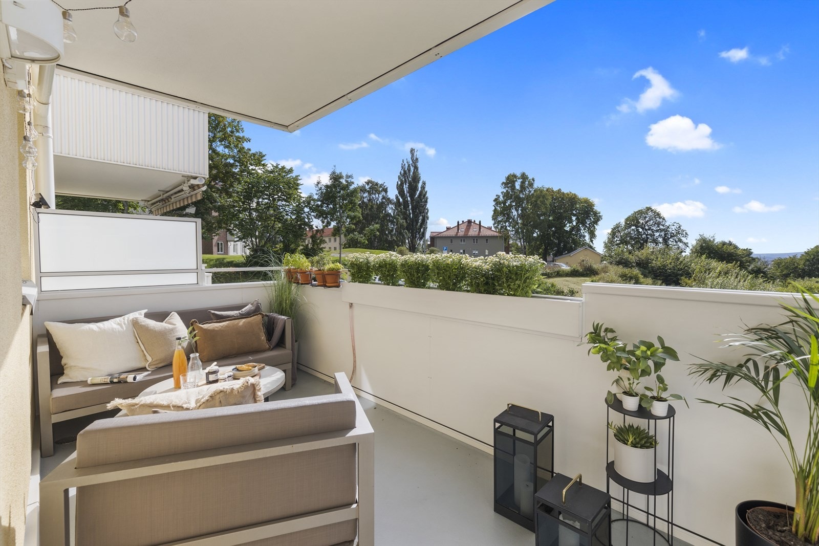 God plass til møblering og hyggelige stunder her på balkongen. Galleribilde