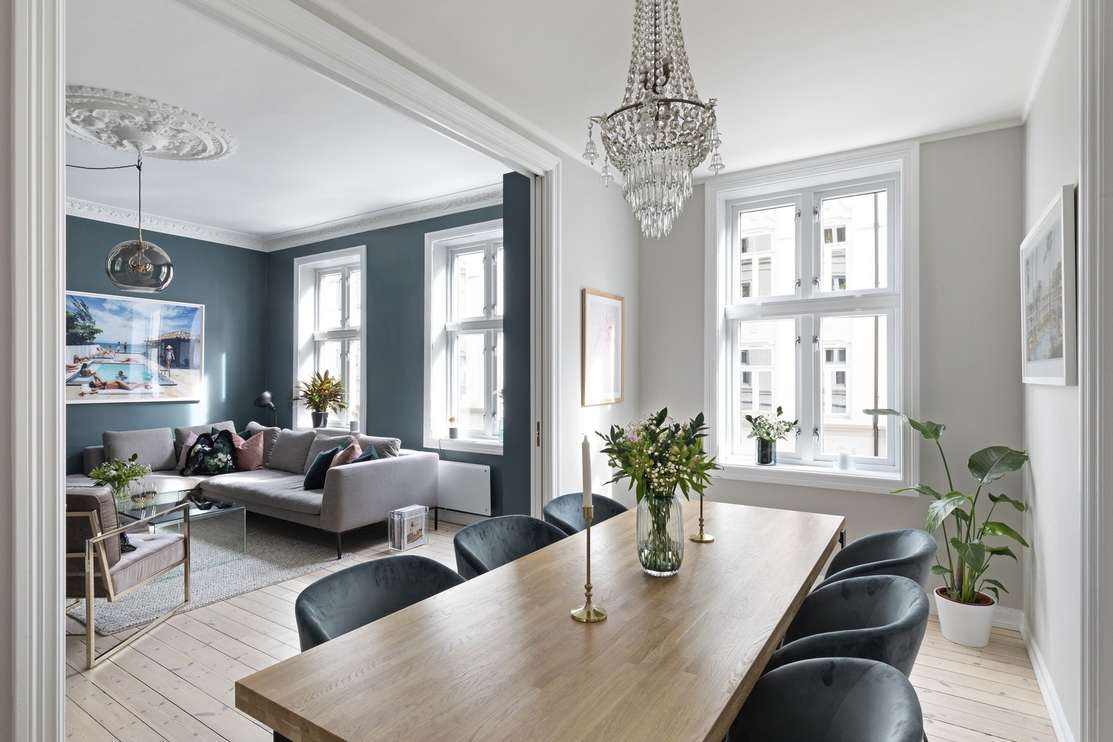 Store klassiske vinduer Galleribilde