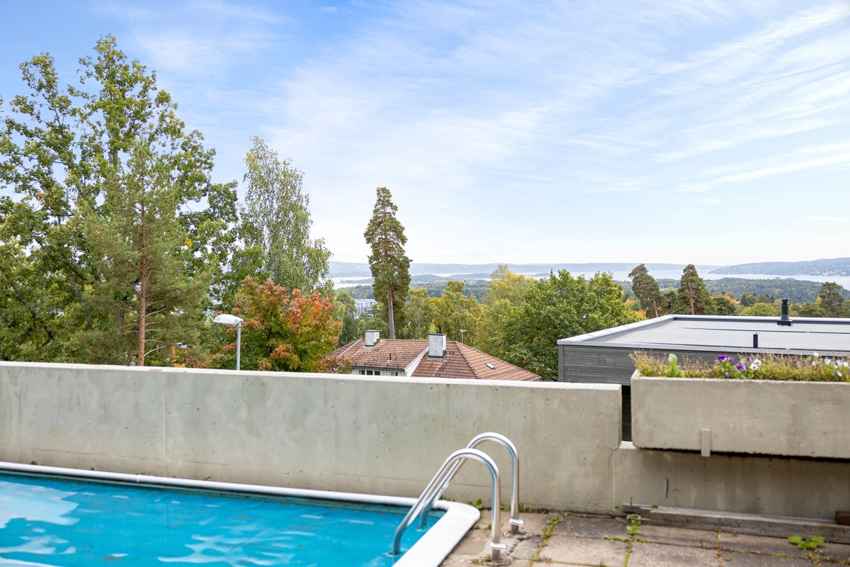 Gode solforhold, ingen gjenboere og flott fjordutsikt Galleribilde