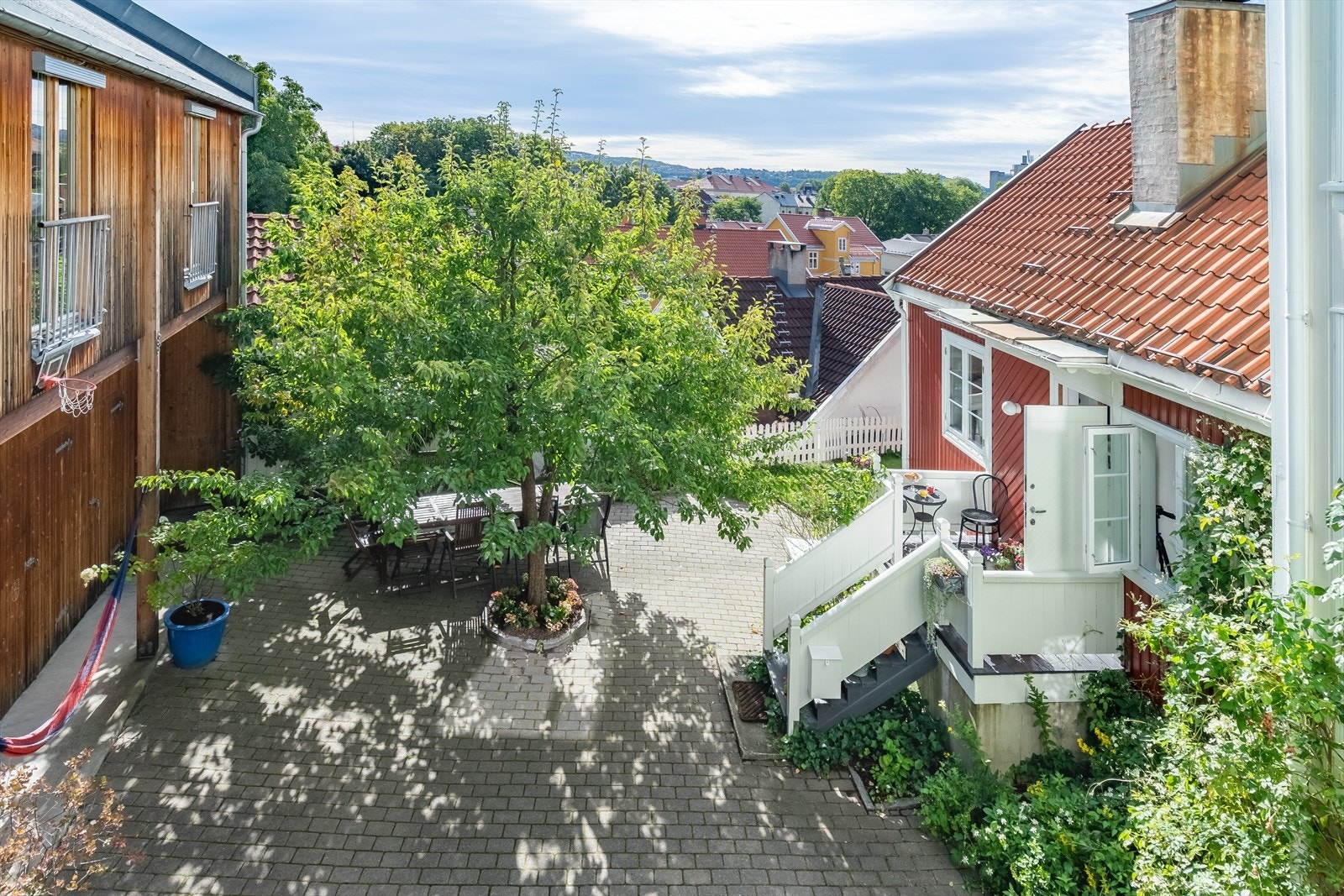 Velkommen på visning på Rodeløkka - en oase midt i byen med små trange gater og sjarmerende trehus Galleribilde