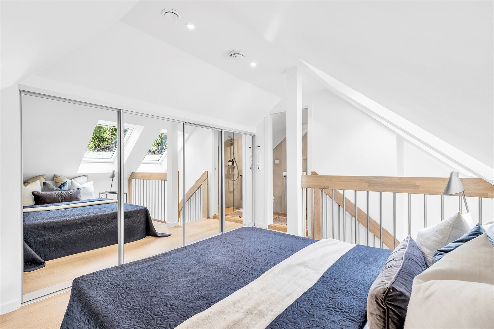 064.jpg Galleribilde