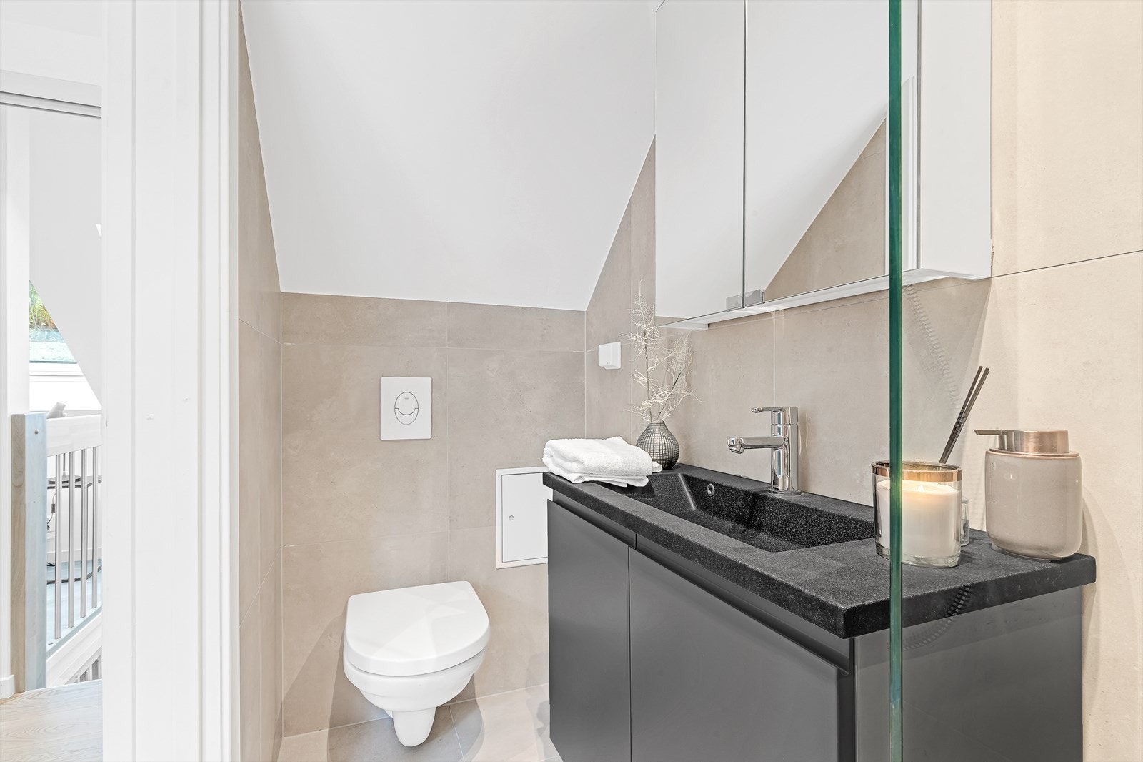 007.jpg Galleribilde