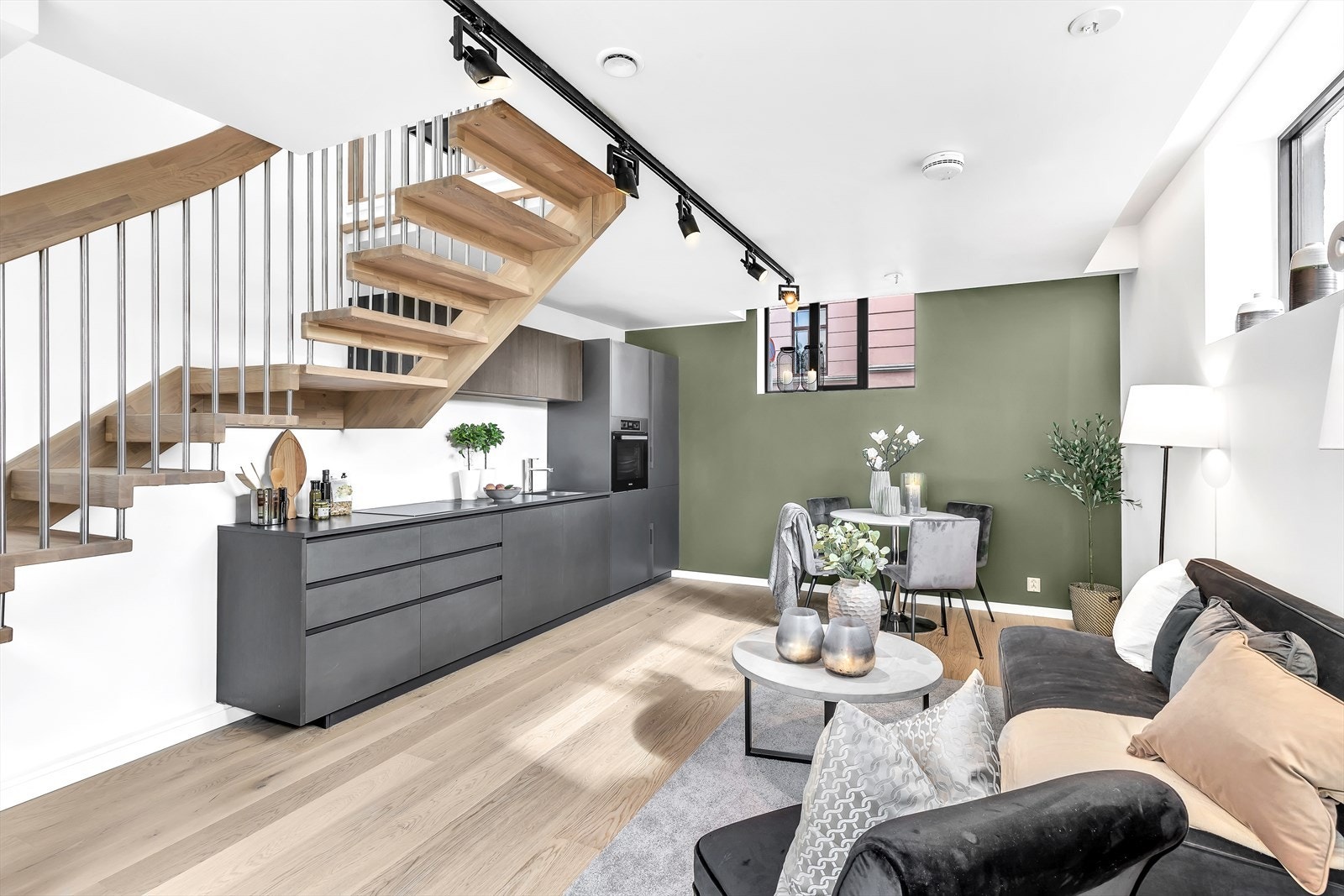 025.jpg Galleribilde