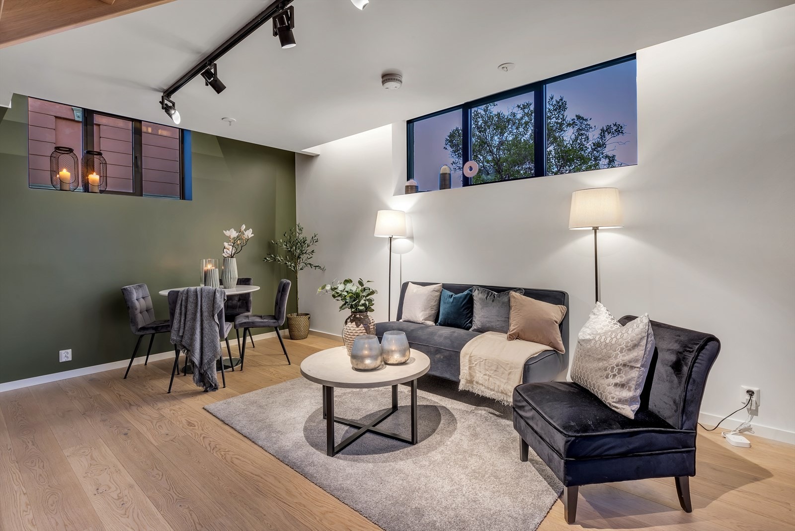 005.jpg Galleribilde