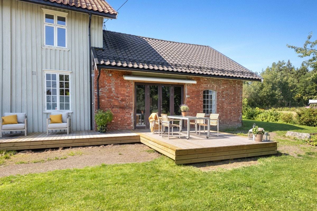 Østvendte terrasser til hver enhet som har mye sol på dagtid. Galleribilde