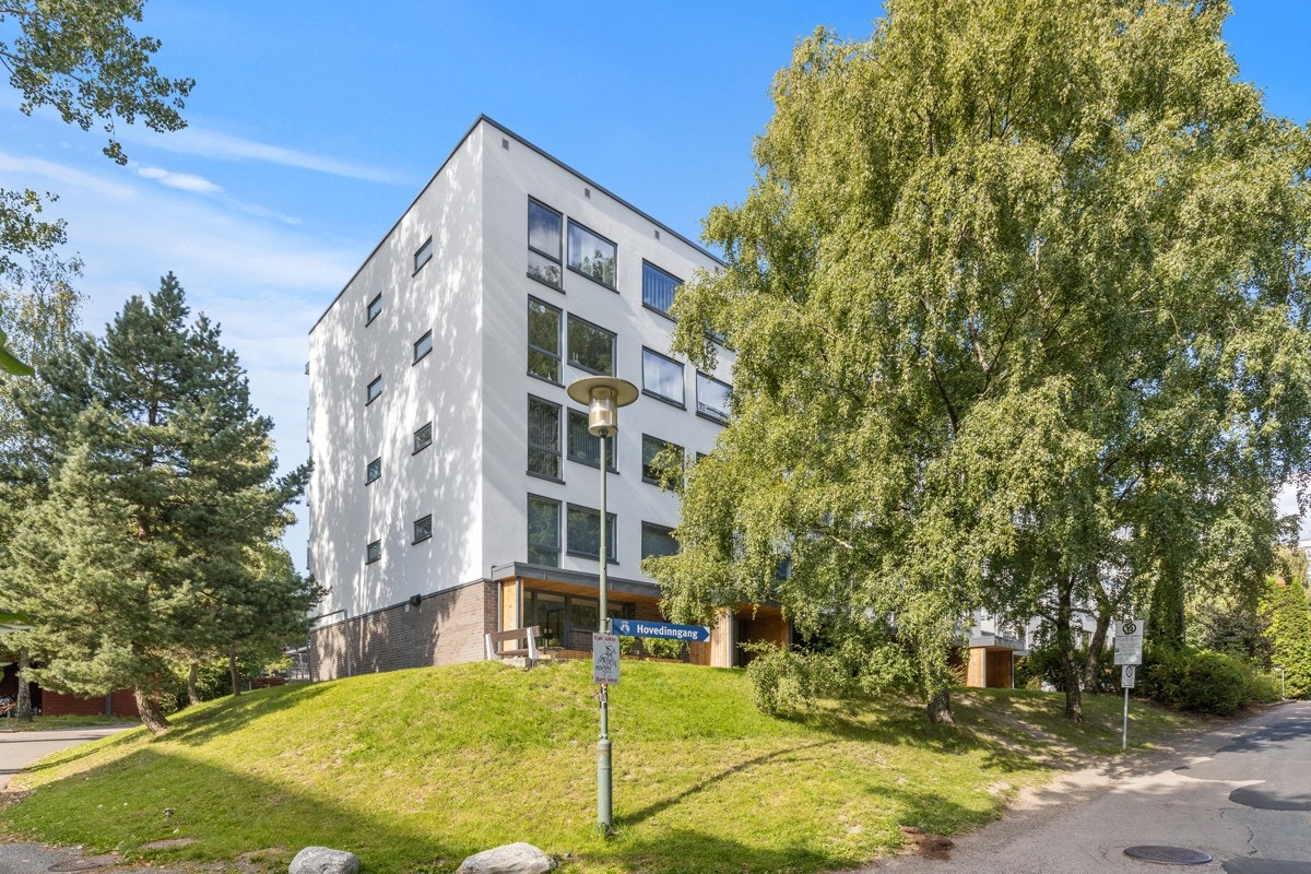 Fasaden til bygget ble pusset opp i 2019/ 20. Galleribilde