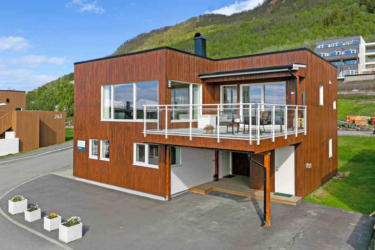 Moderne enebolig med 4 soverom, høy standard og mulighet for utleie