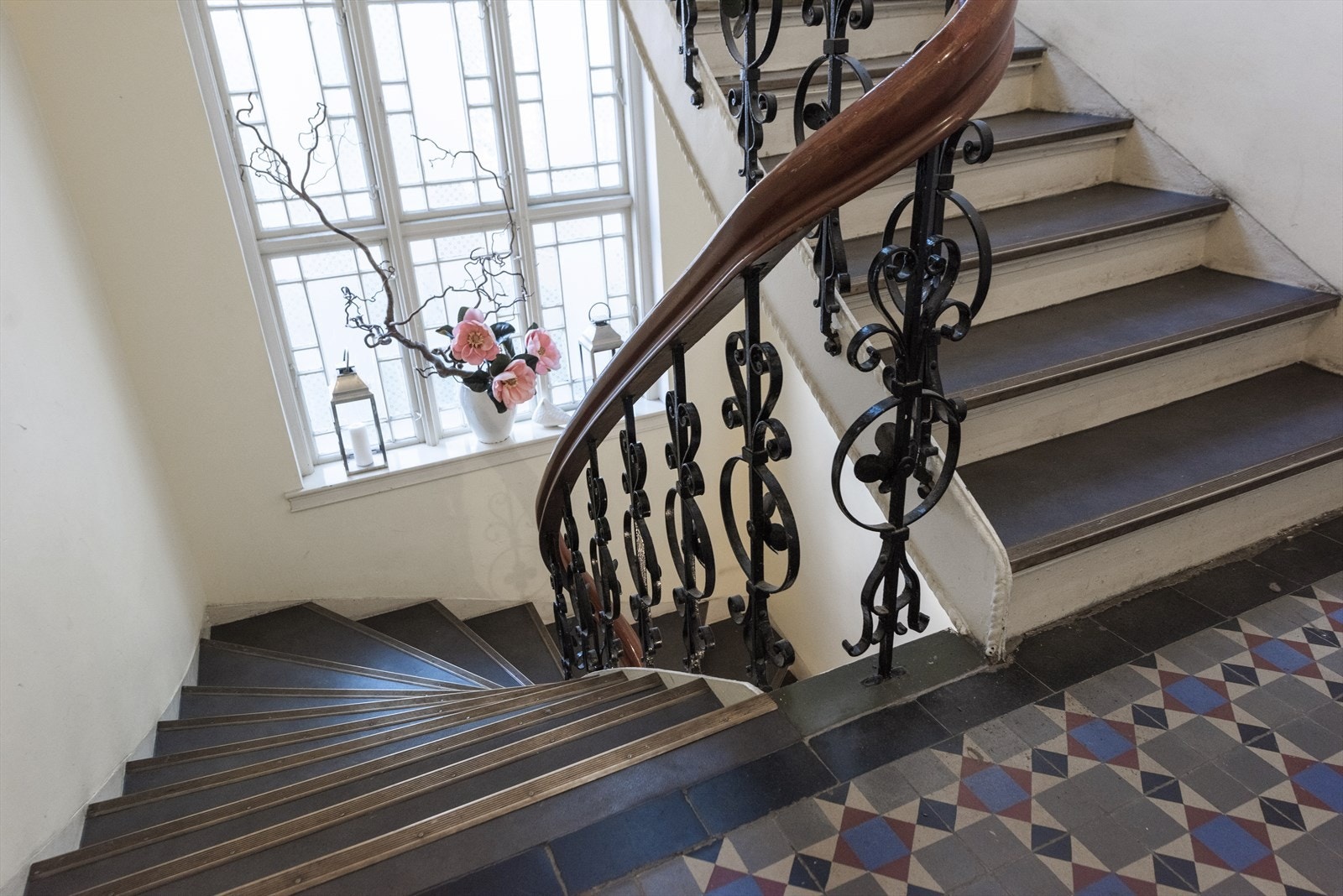 Vakker oppgang. Galleribilde