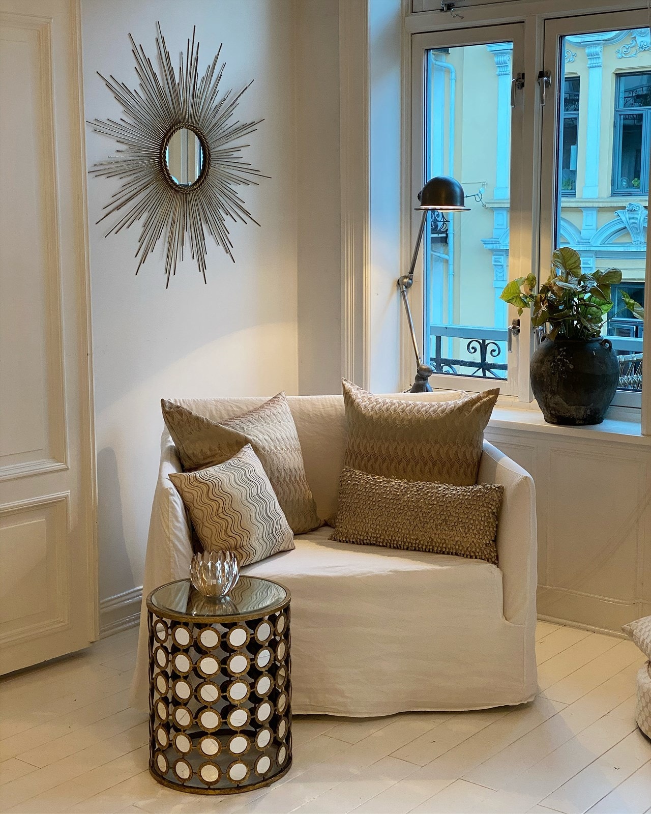 Hyggelig lesekroken i stuen. Galleribilde