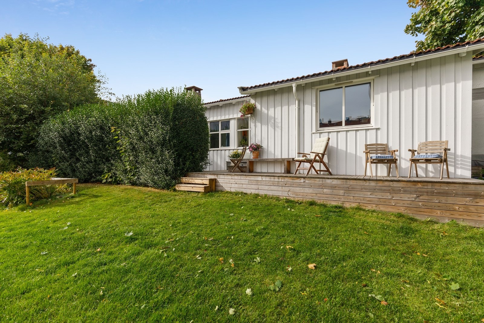 Borettslagets fellesareal føles nesten som sin egen hage Galleribilde