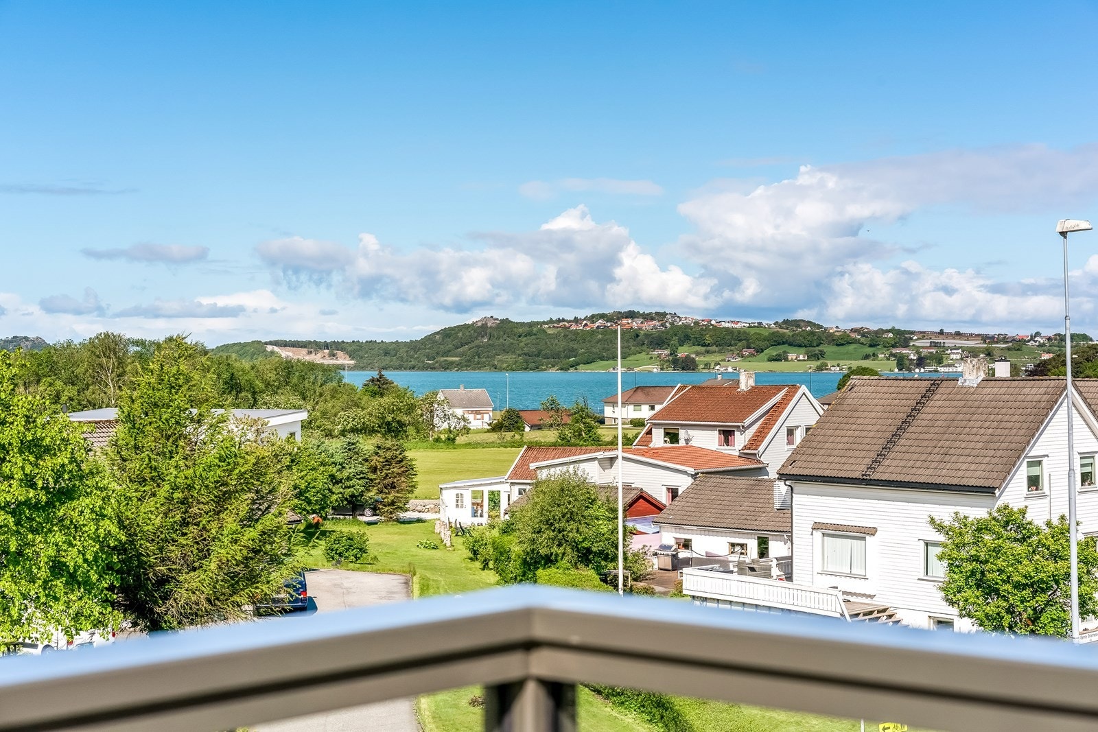 Kort vei til Hafrsfjord, turløyper og Møllebukta Galleribilde