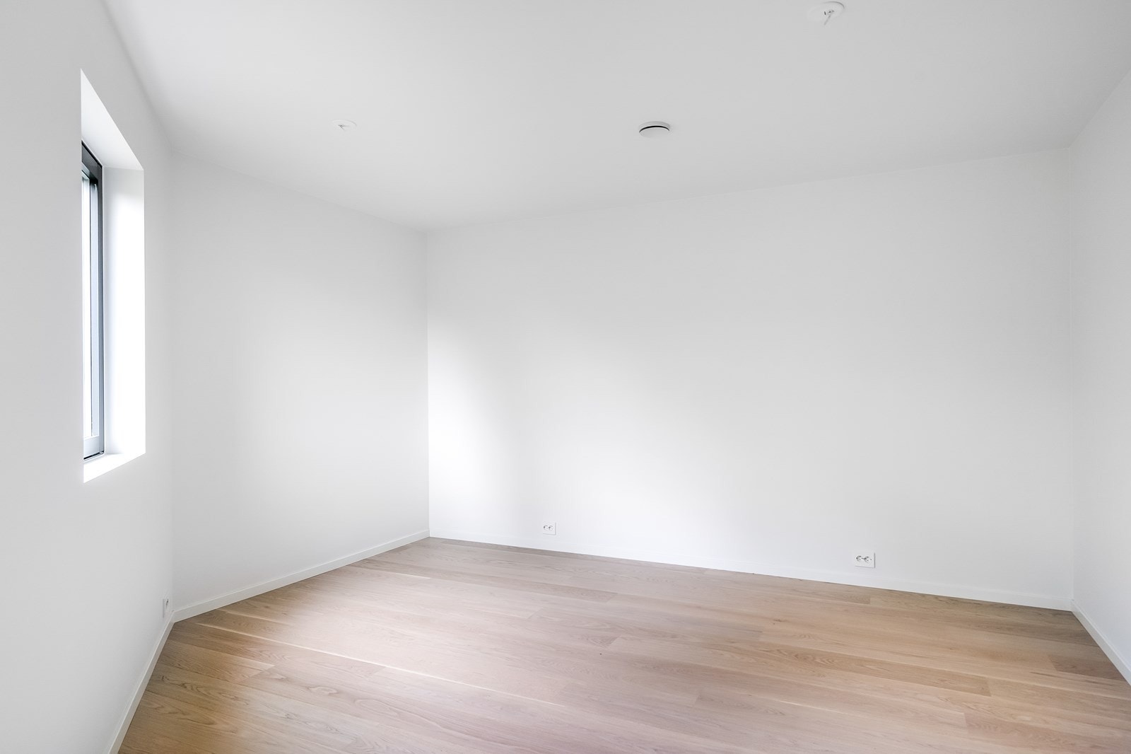 Stort soverom 1.etasje Galleribilde