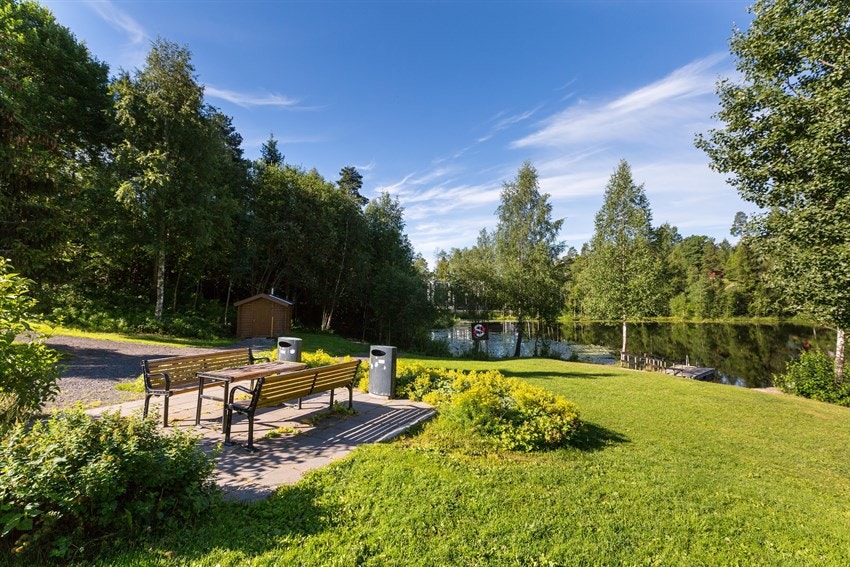 Idylliske Vesletjern Galleribilde