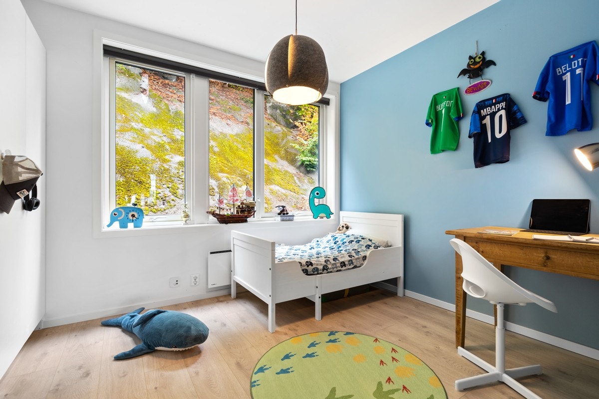 Soverom nr 2, også med god skapplass Galleribilde