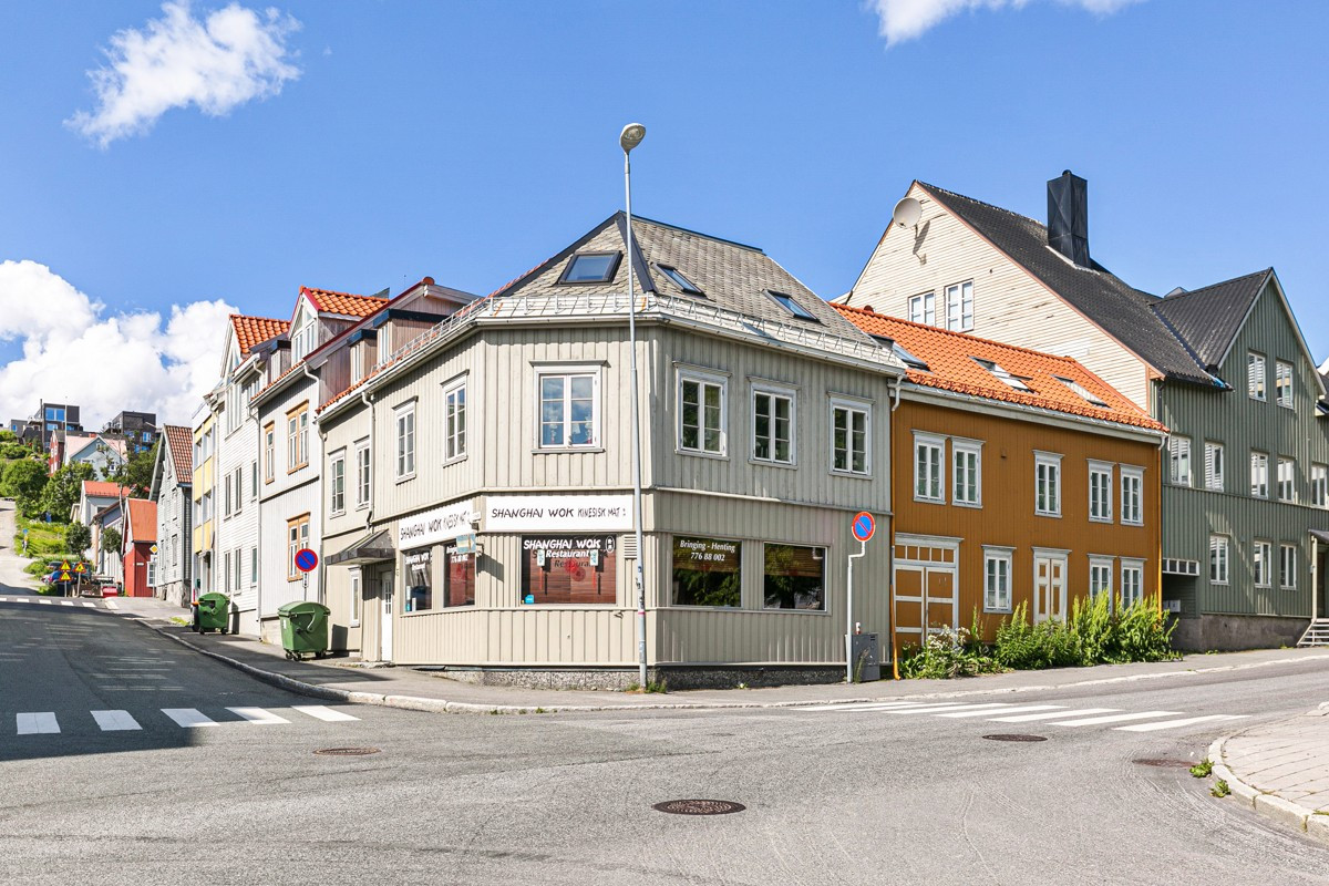 Fasade mot Skippergata og Elvegata
