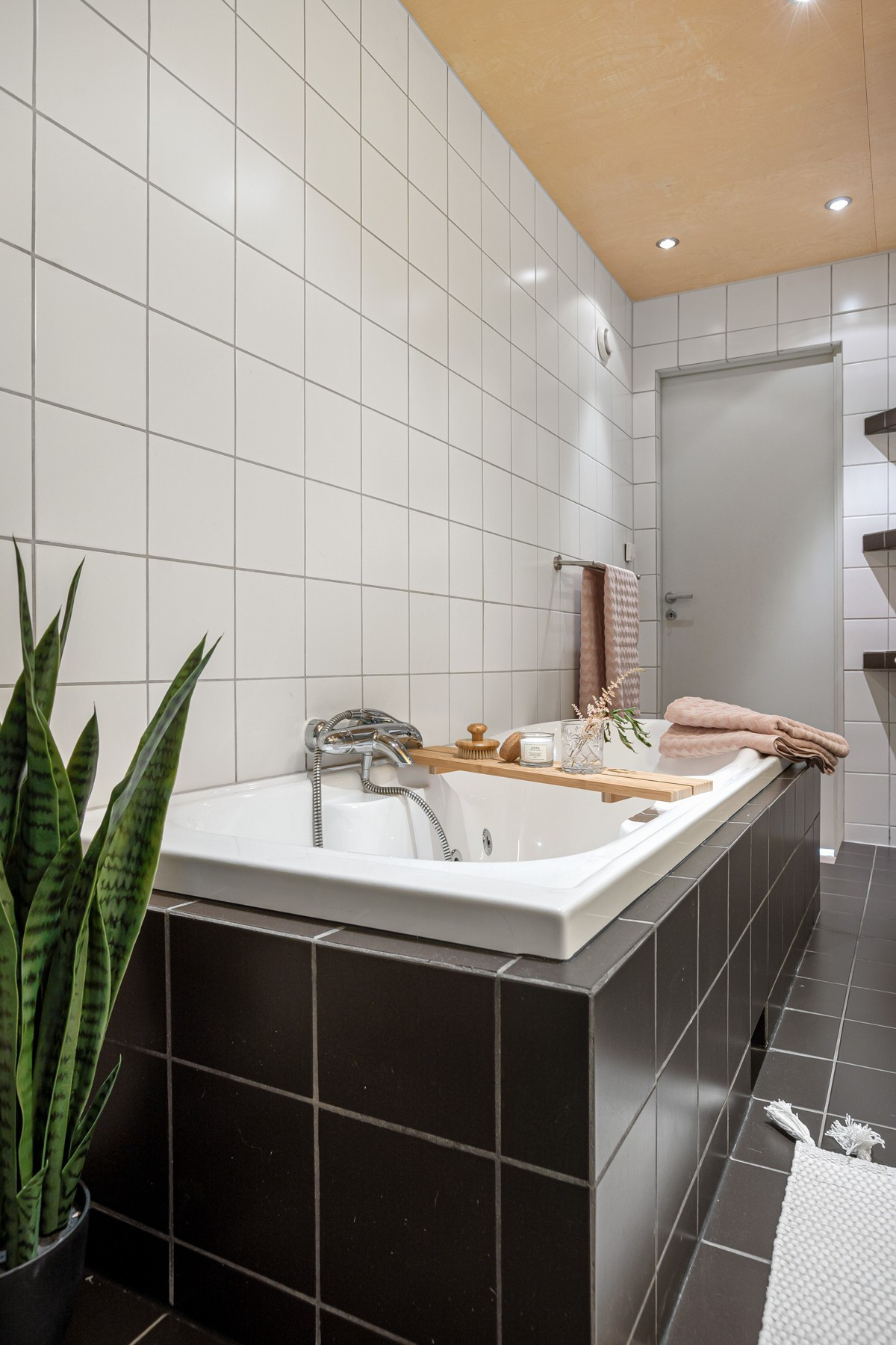 Innfliset badekar