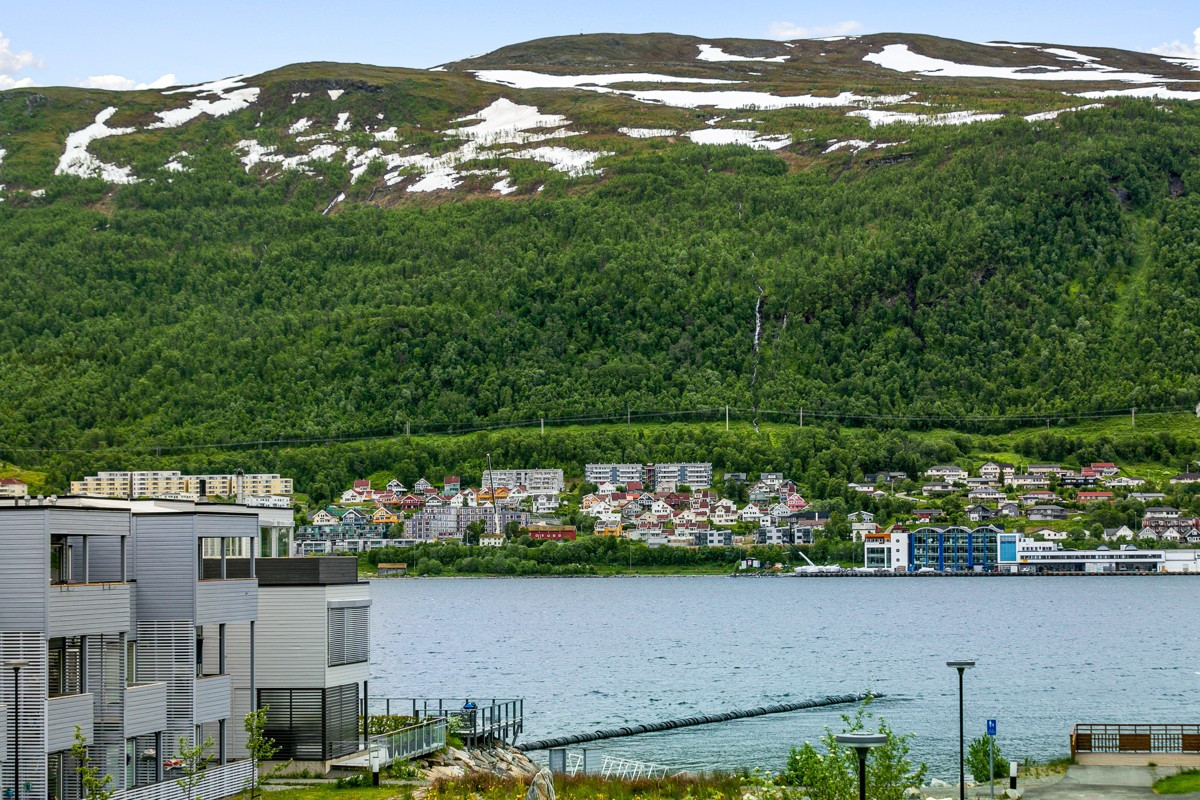Utsikt over innseilingen til Tromsø