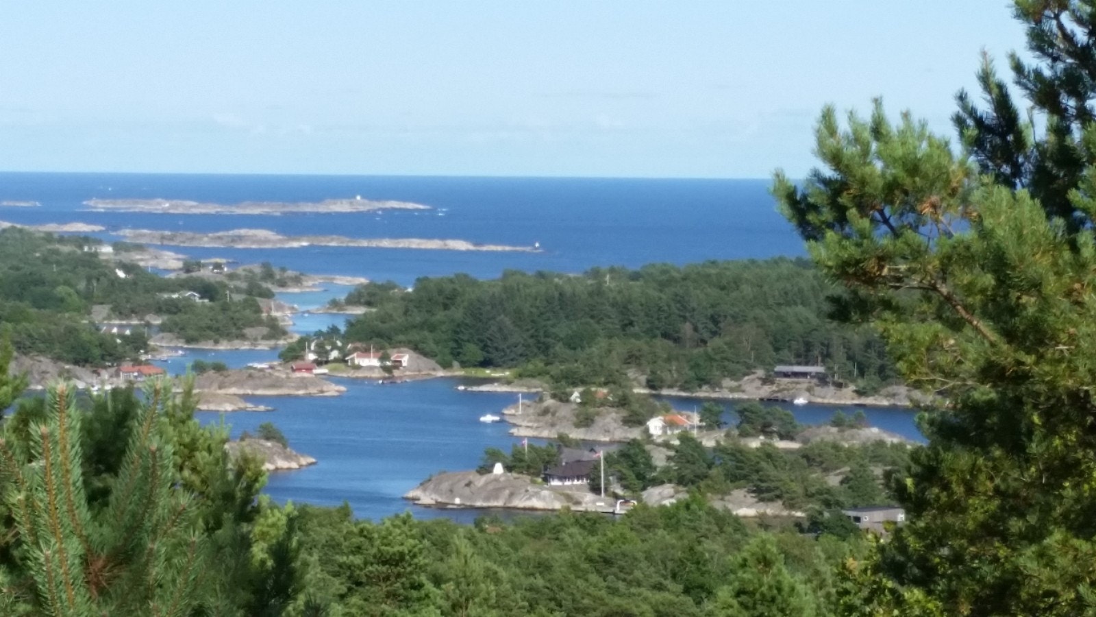 Utsiktspost, Røynevarden i nærområdet. Galleribilde