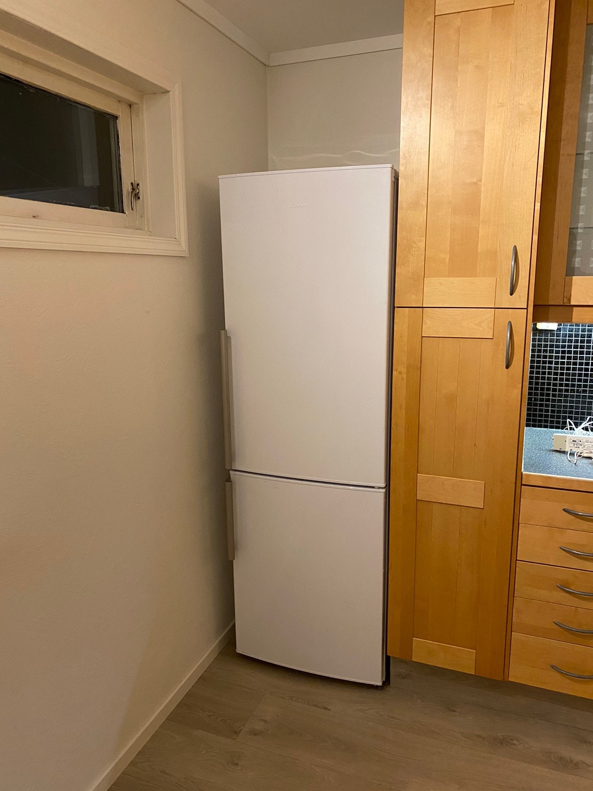 Stort kjøleskap Galleribilde