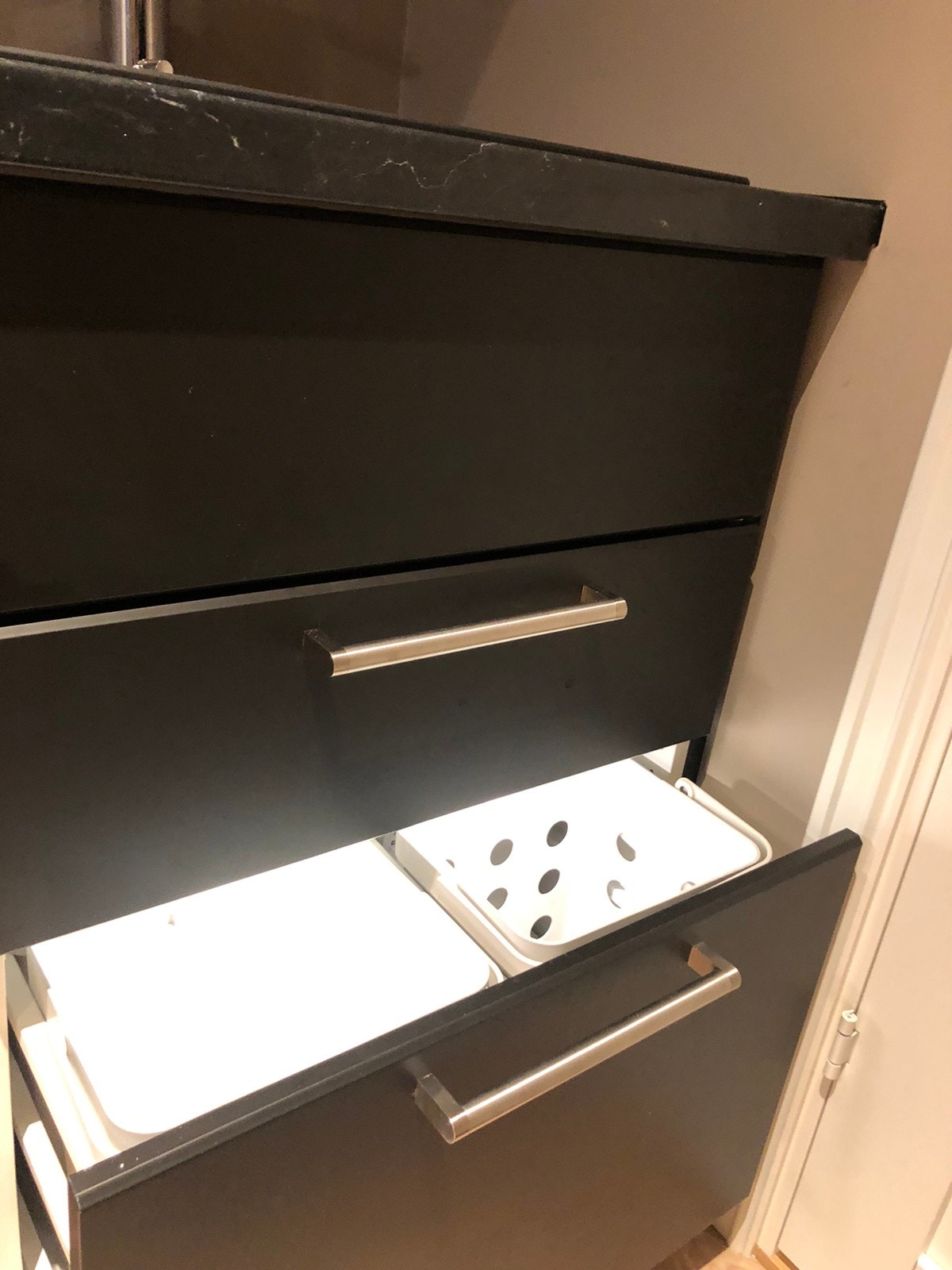 Kjøkken Skuff m/lys Galleribilde