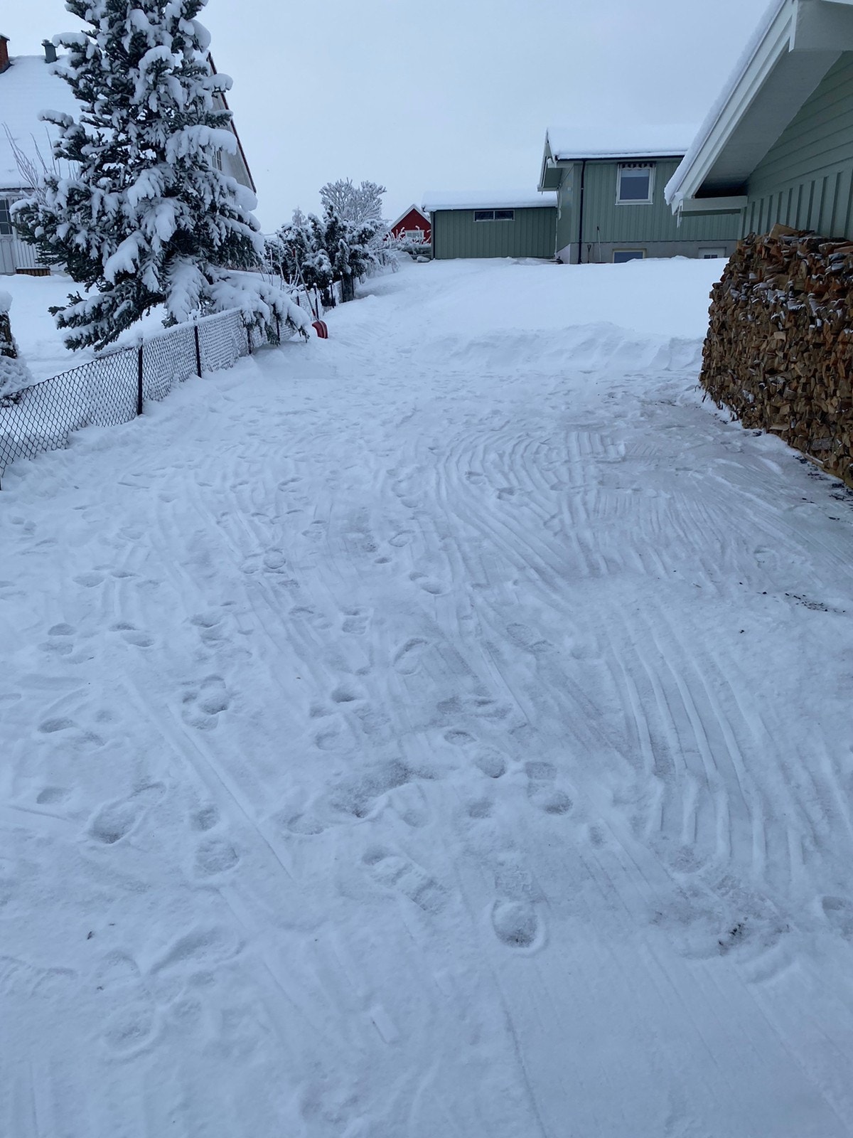 Parkeringsplass for 2 biler Galleribilde