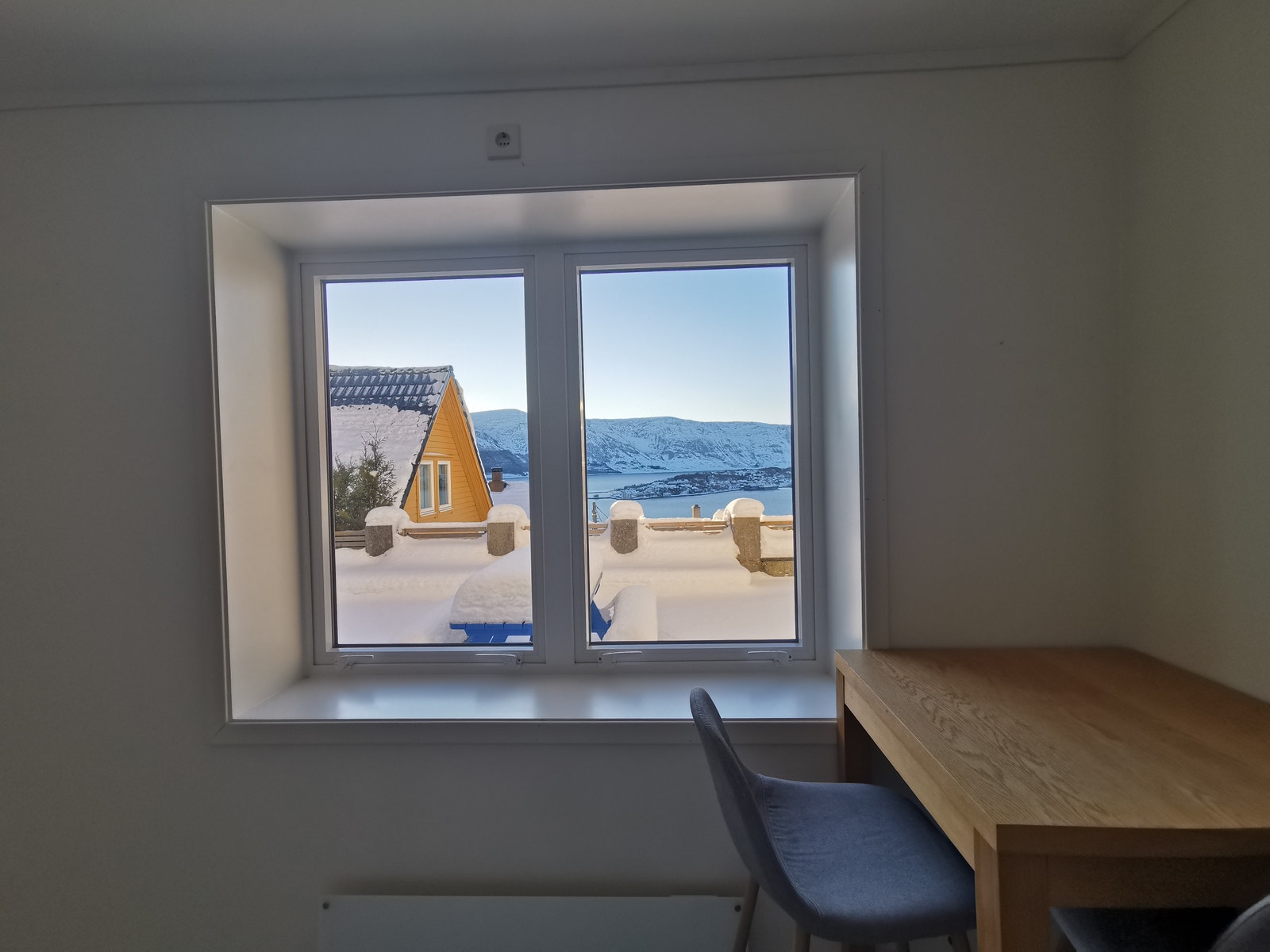 Kjøkken og utsikt Galleribilde