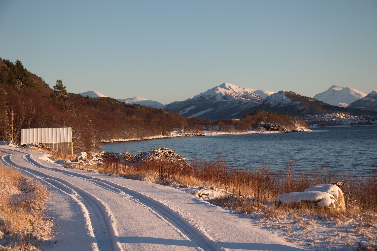 Det bygges naust Galleribilde