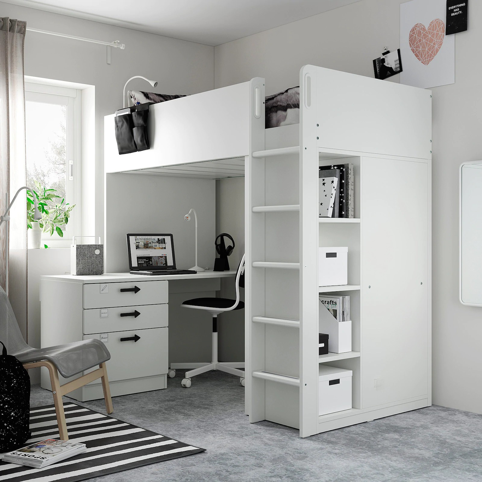 Køyeseng med skrivebord Køyeseng med skrivebord