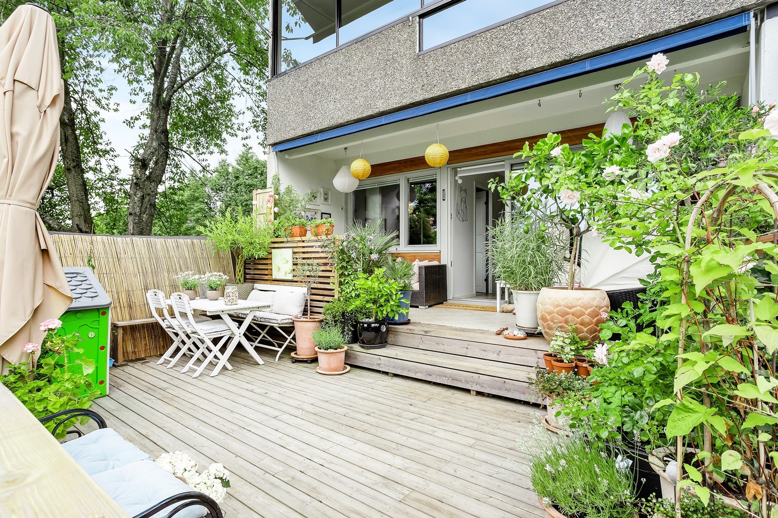 Markterrasse (treplatting) på ca. 25 m² Galleribilde