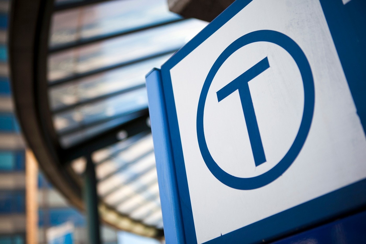 T-bane i umiddelbar nærhet Galleribilde