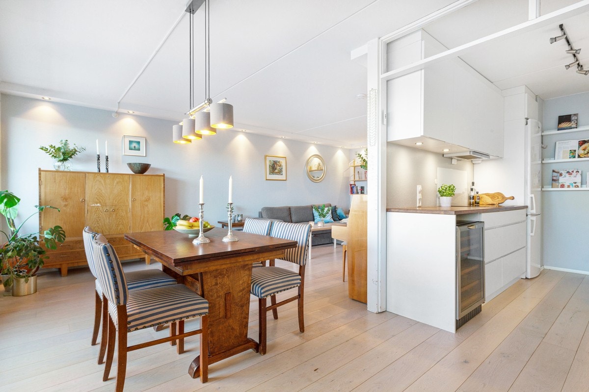 Kjøkkenet ble oppgradert i 2014 med ny innredning fra Kvik. Galleribilde