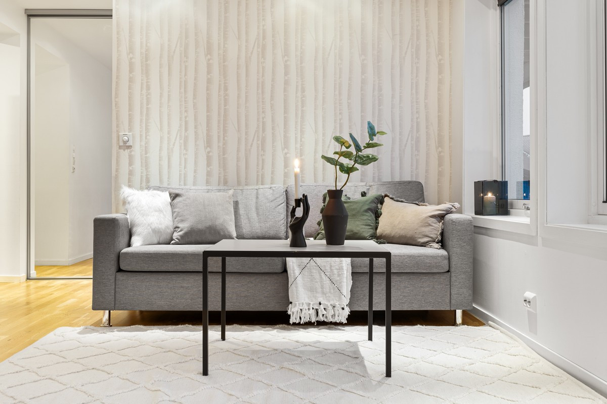 Gode muligheter for innredning av både sofagruppe og spisebord.