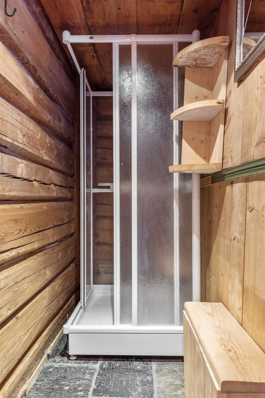 Anneks - Bad Galleribilde