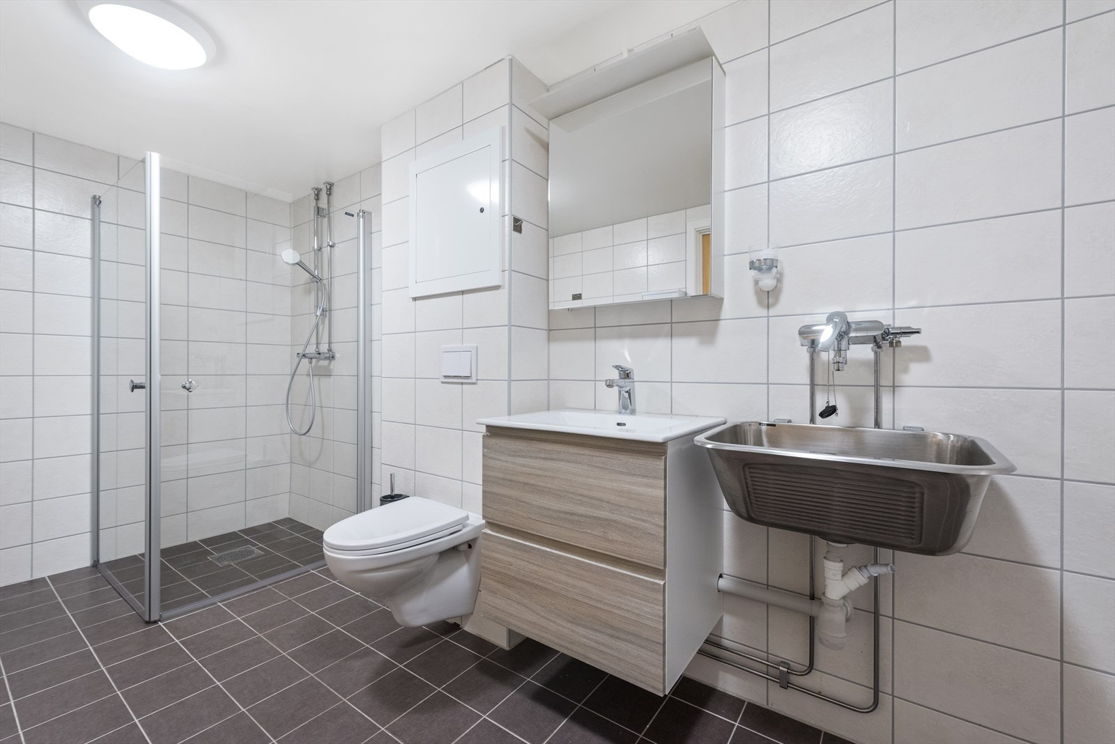 Baderommet ble pusset opp i regi av borettslaget i 2018. Galleribilde