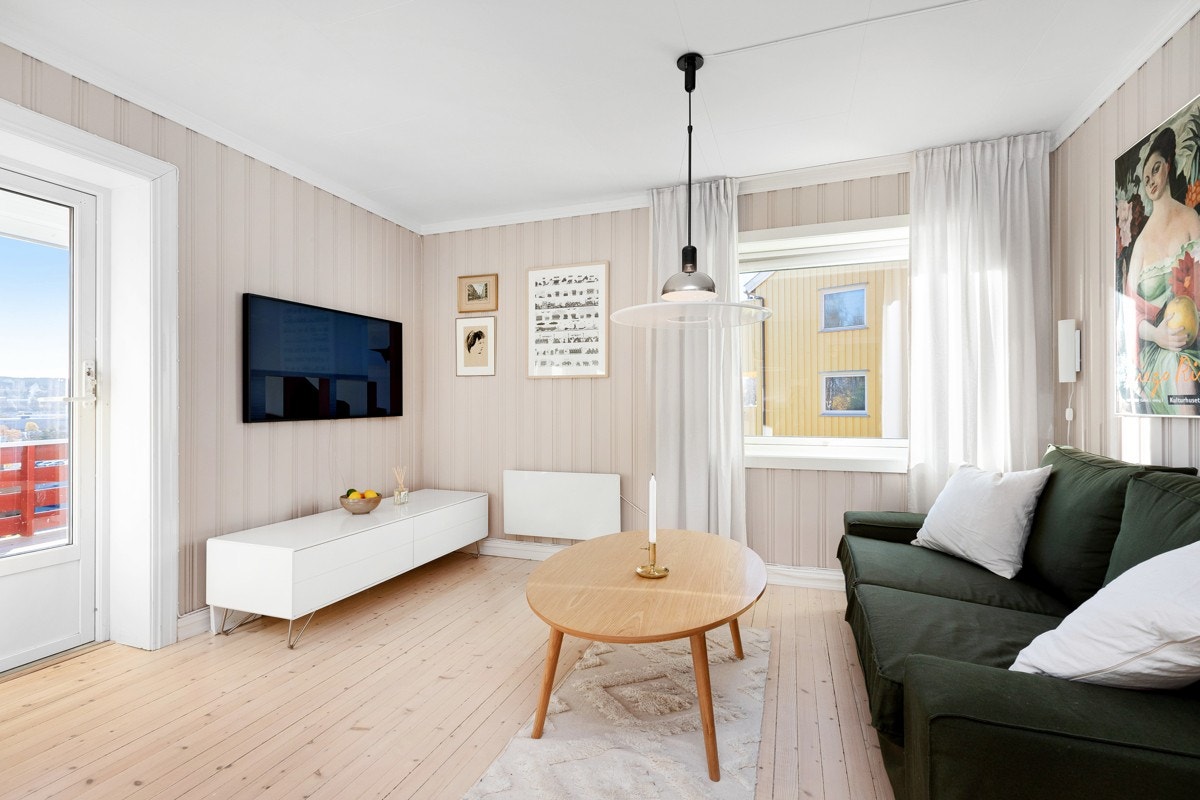 God plass til tv-seksjon Galleribilde
