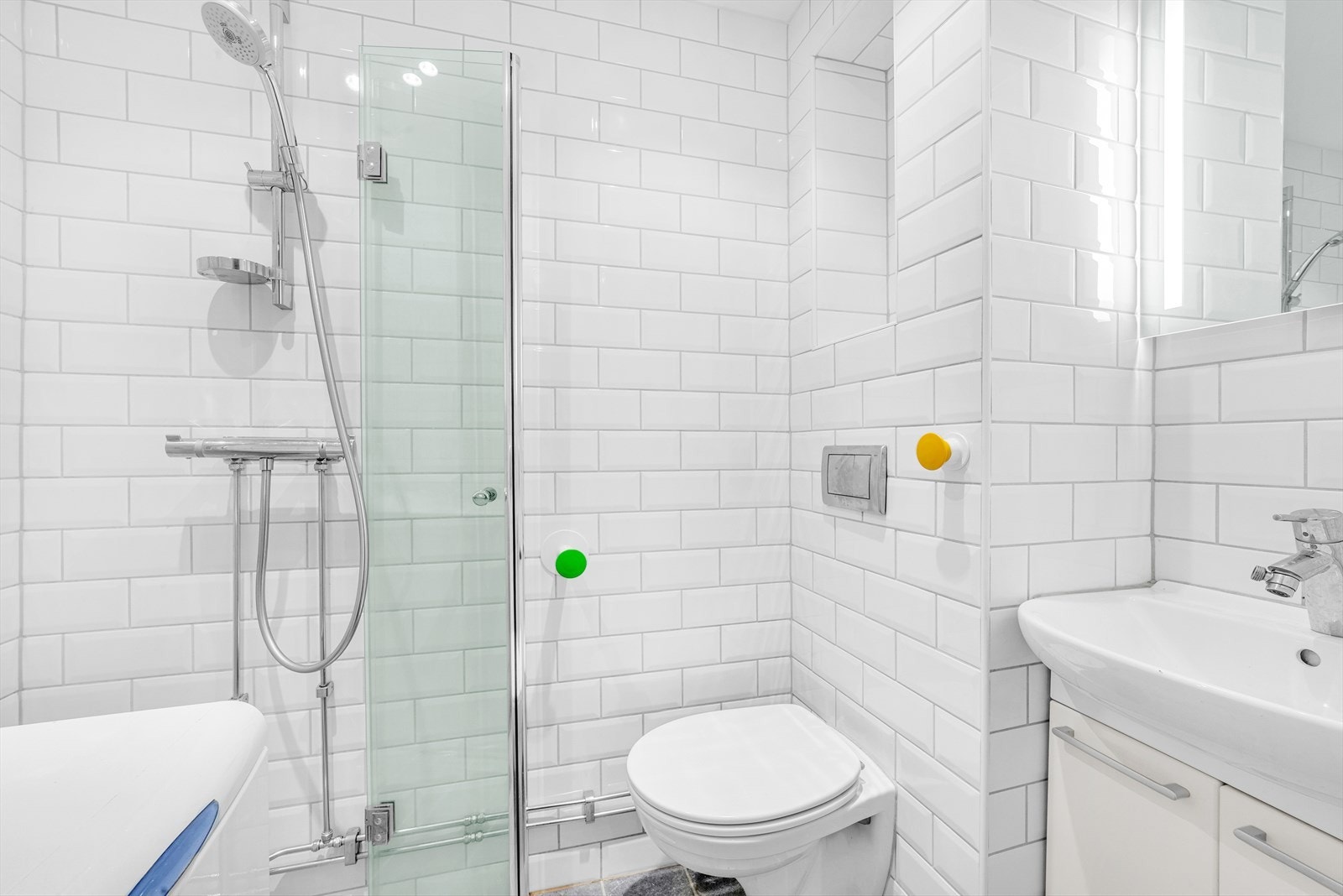 Flislagt bad med gulvvarme Galleribilde