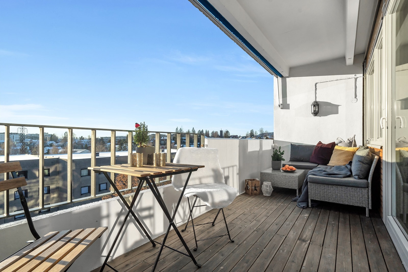 Sørvestvendt balkong på ca. 10 kvm Galleribilde