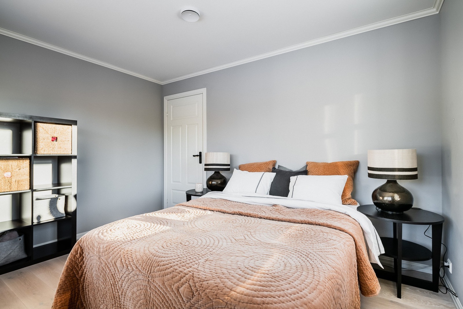 Soverom nr. 2 - Soverommene er malt i behagelige fargetoner. Galleribilde