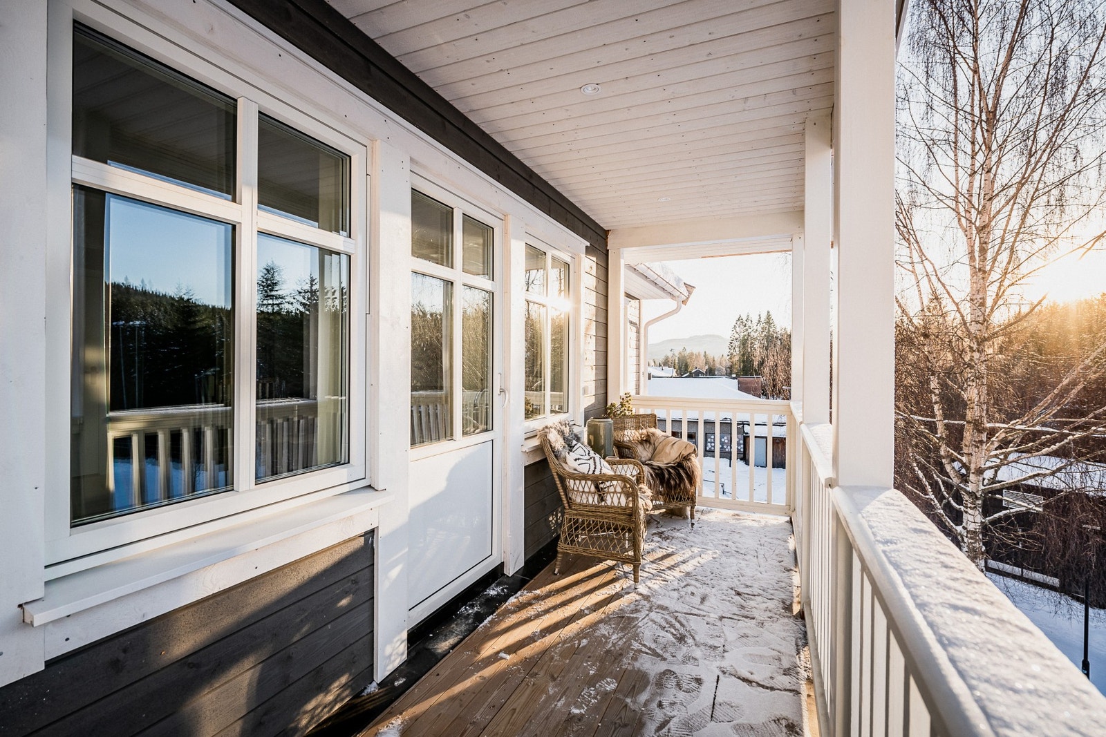 Direkte adkomst fra loftsstue til balkong. Galleribilde