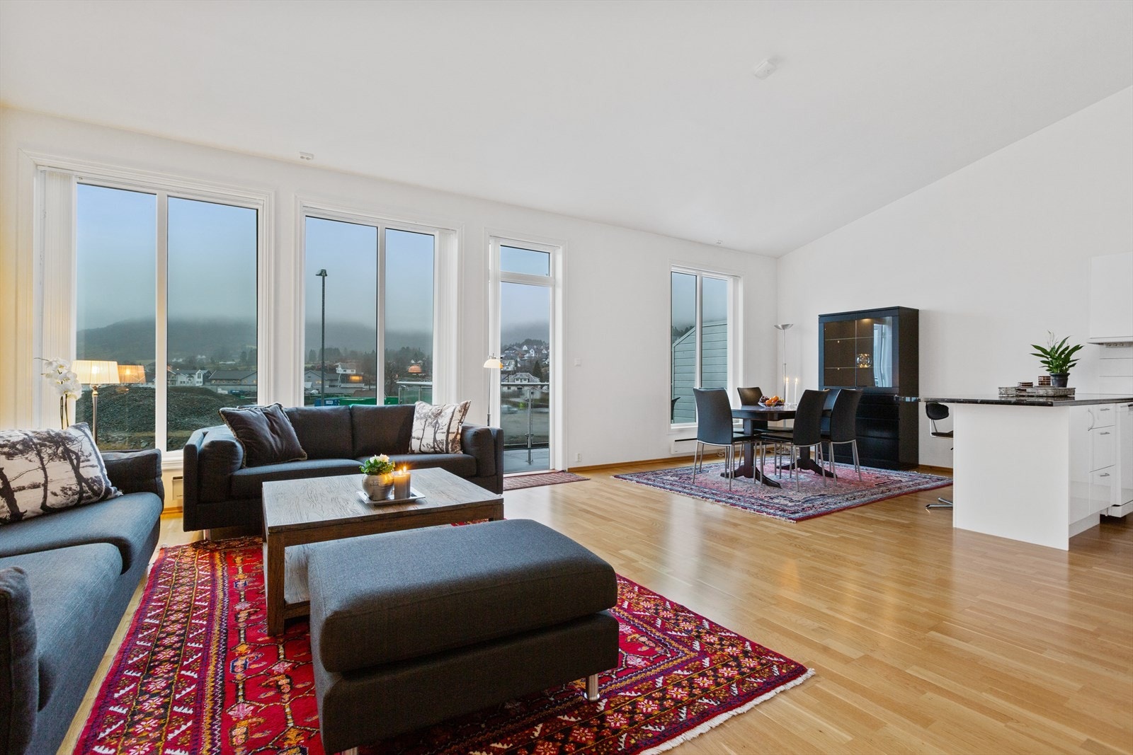 Velkommen til Vågssvingen 9! Galleribilde