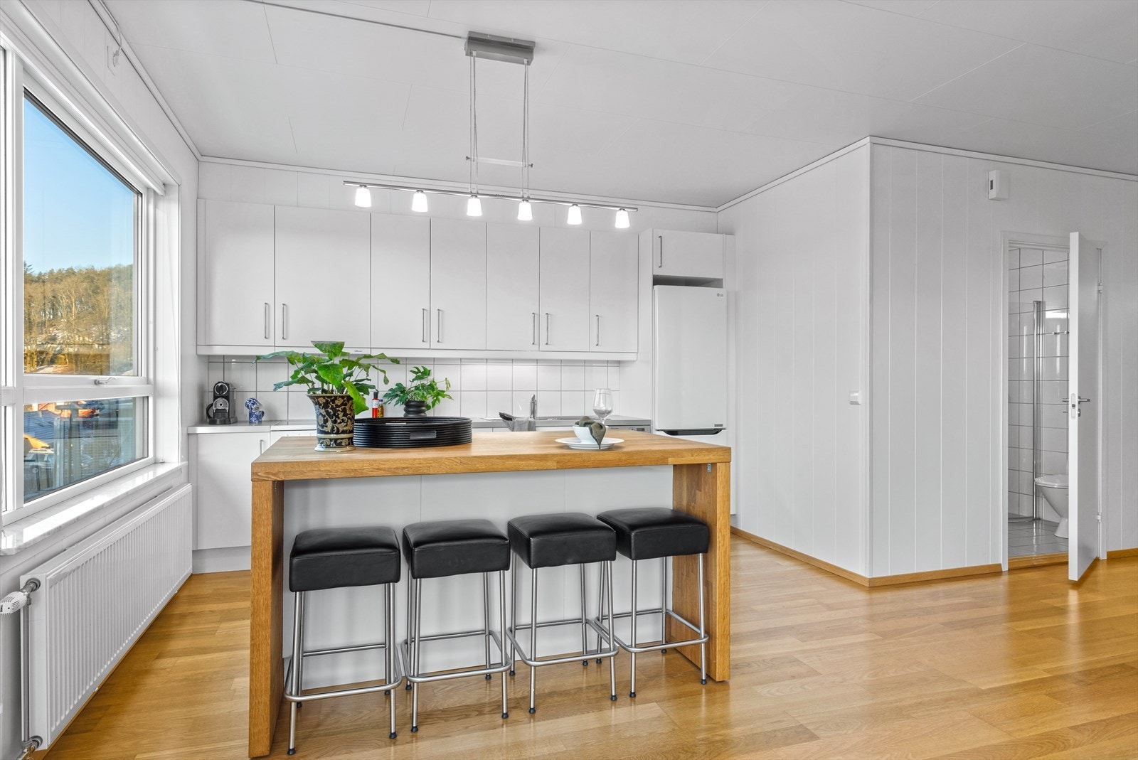 Lyst og trivelig Galleribilde