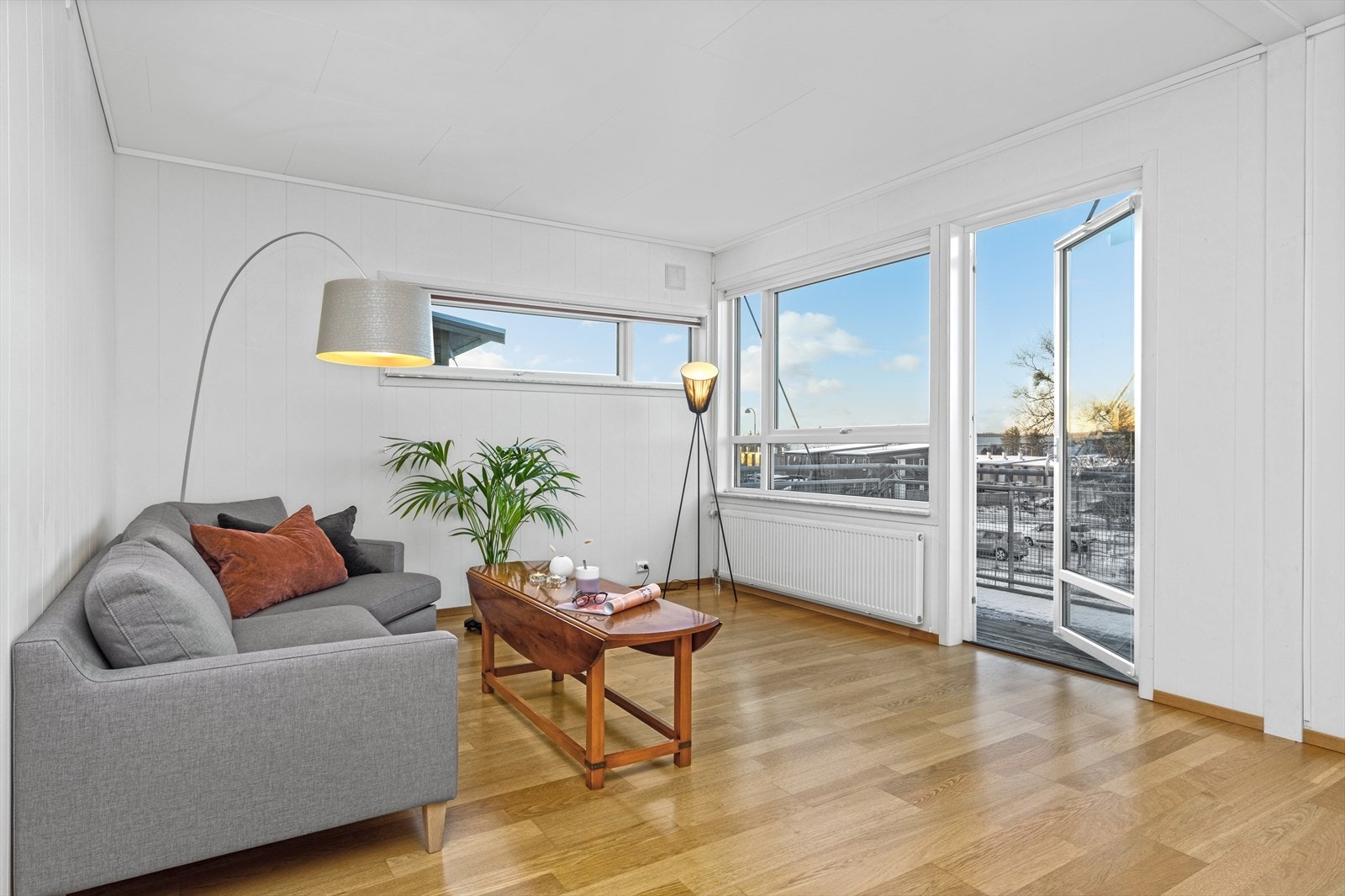 Notar v/Lillian Tunge har fått for salg en meget kjekk leilighet i Lerkevegen 14 B! Galleribilde