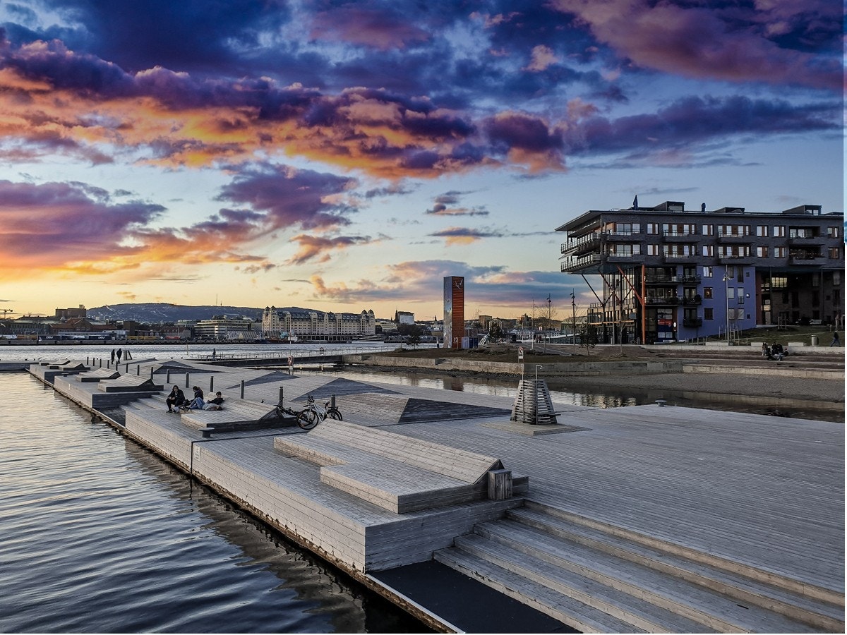 Ytterst på Sørenga finner du det populære sjøbadet. Galleribilde