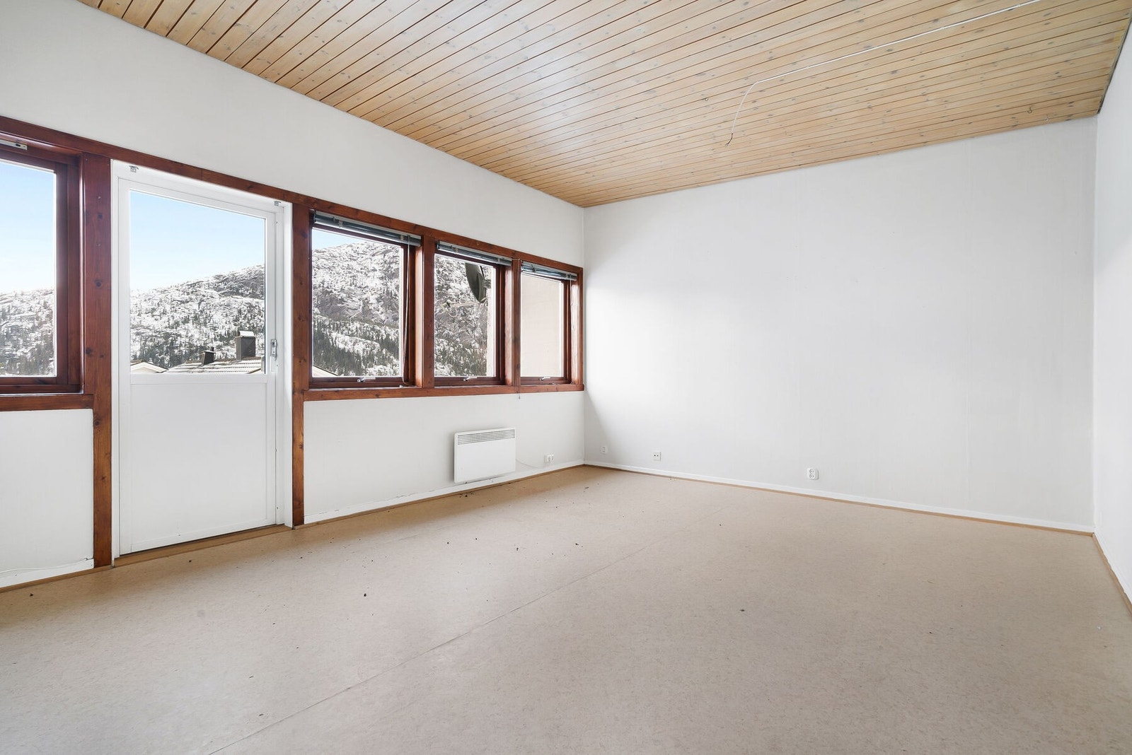 Annen stue - annen leilighet. Galleribilde