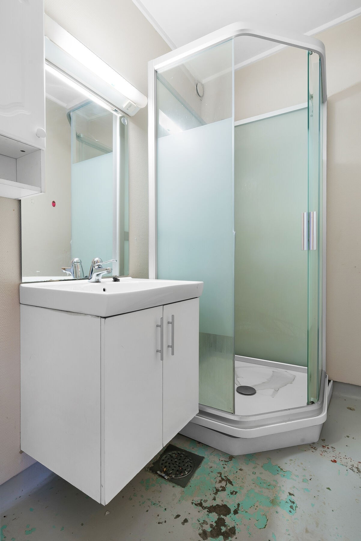 Bad i 2. etasje - annen leilighet. Galleribilde