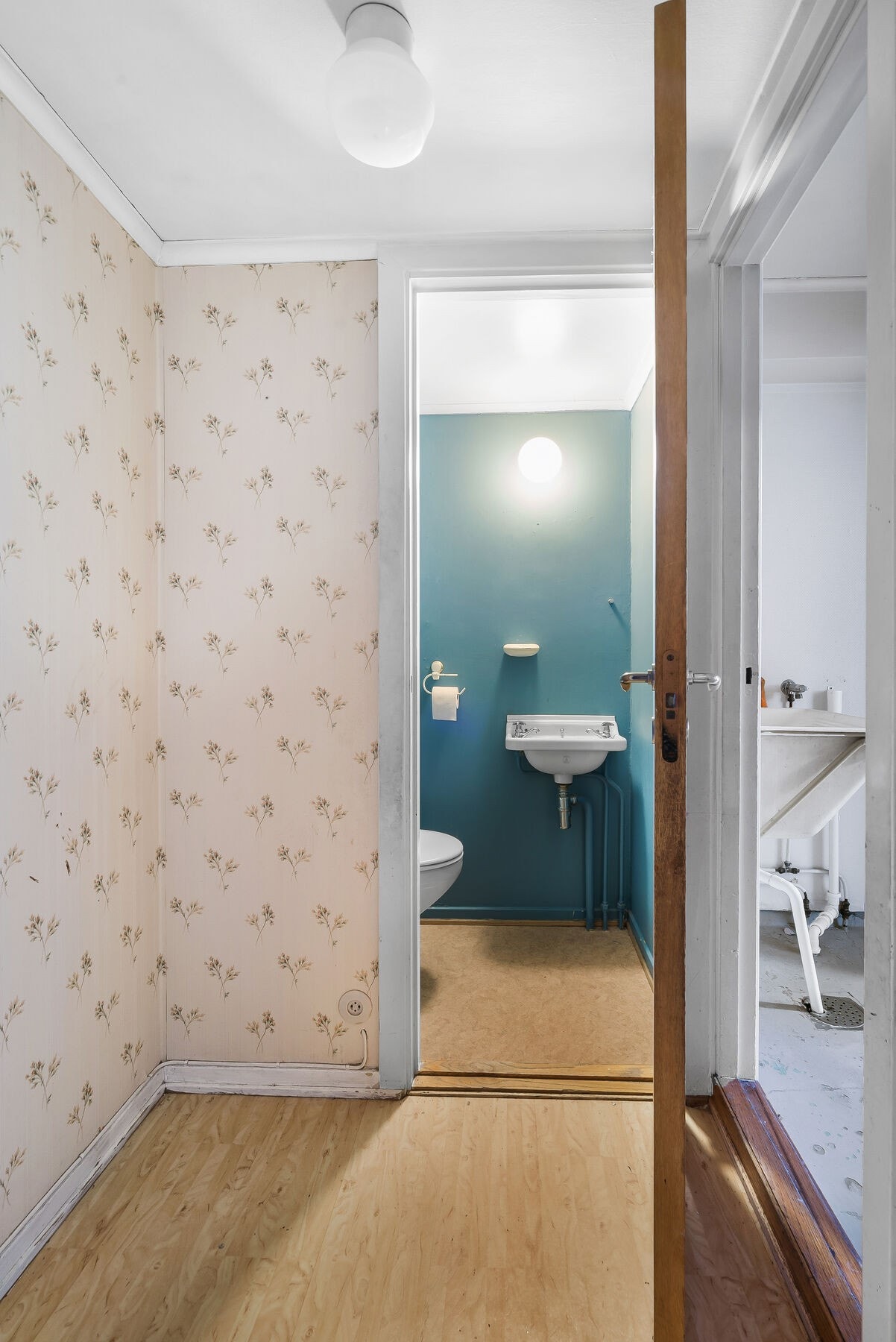 I 1. etasje har du WC-rom og vaskerom. Galleribilde