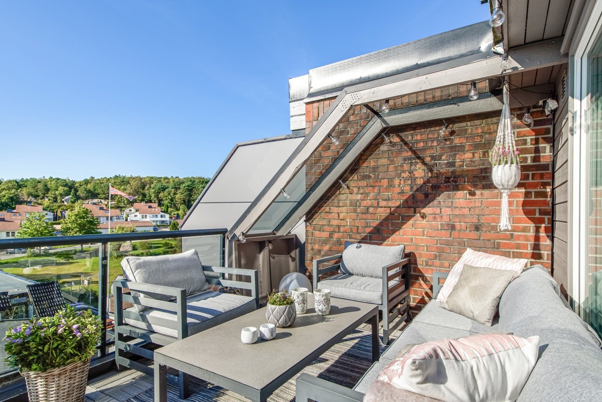 Lunt og godt i solveggen Galleribilde