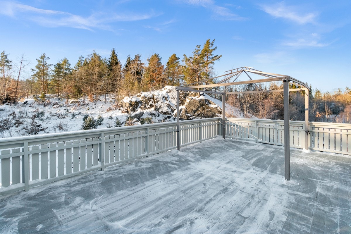 Verandre ved stue Galleribilde